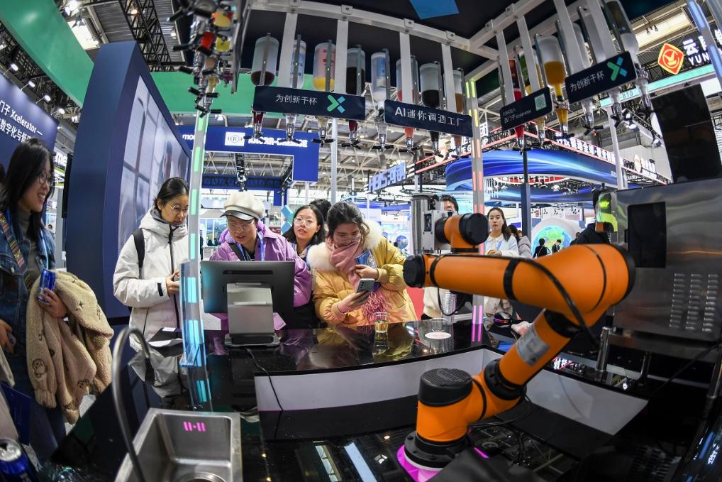 新华视点丨以“链”会友“链”出新机——第二届链博会观察(图2)