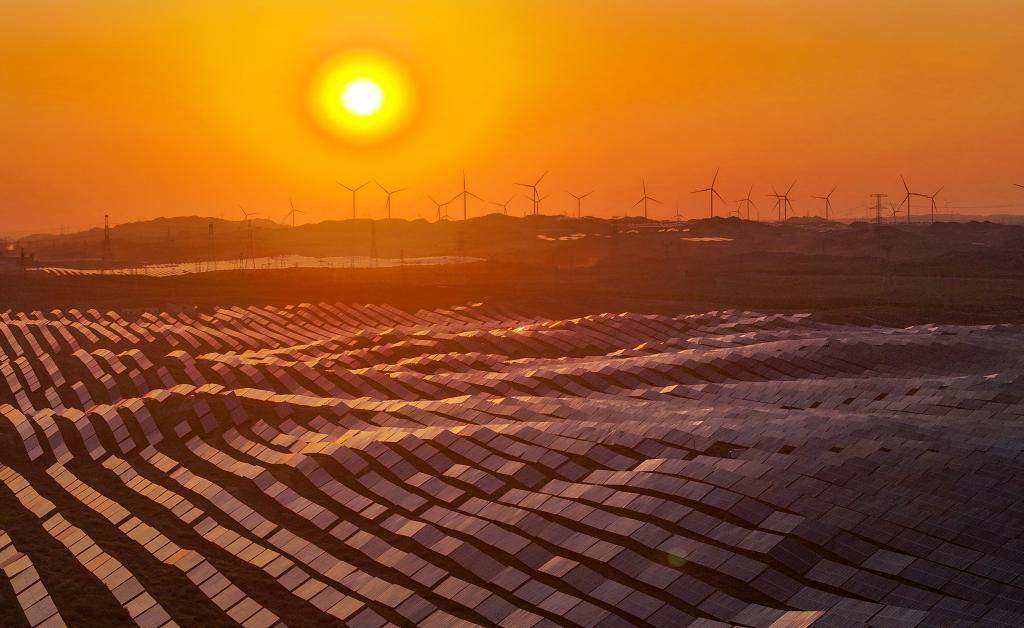 四中全会精神解读·市场最前沿丨一度电的担当！新型电力系统让绿能“超长续航”