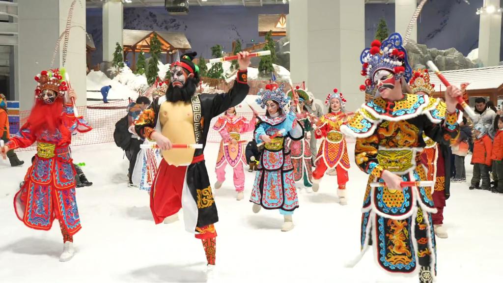 中国年迎全球客：支付更便利，民俗体验火