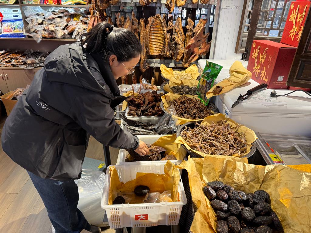 新春走基层丨一条路如何改写一座城