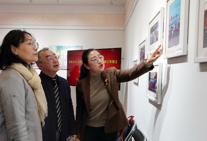 总书记在全国两会上的重要部署引领中国式现代化谱新篇