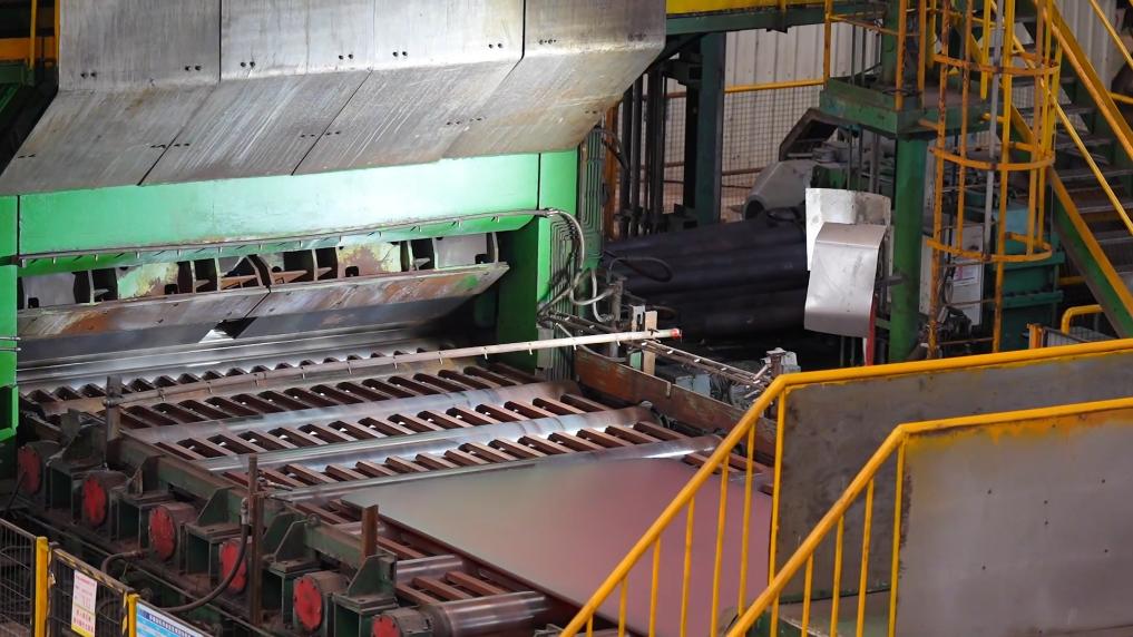 新华视点丨向新向绿领航 探索传统产业转型之路