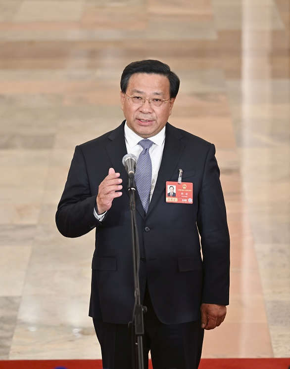 两会现场｜农业农村部：加快种业新一轮品种更新换代