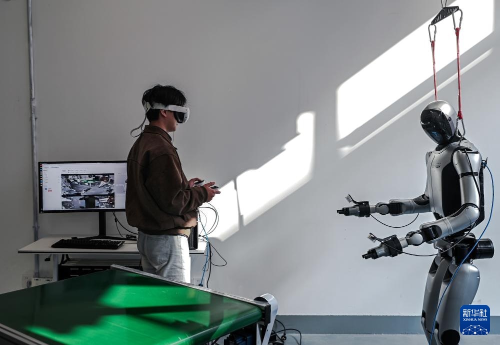 新华深读丨“十五五”规划109项重大工程项目里的职业新趋势新空间