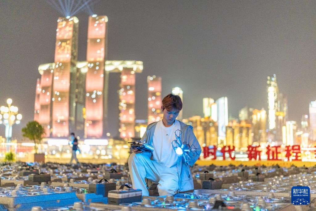 新华深读丨“十五五”规划109项重大工程项目里的职业新趋势新空间