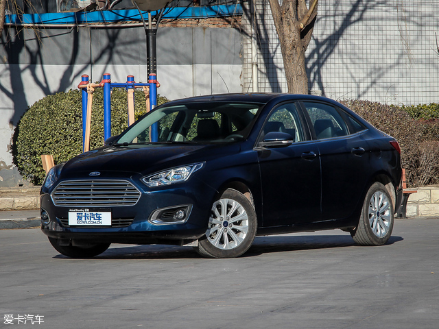 福睿斯的外观是福特专为中国人设计打造的.