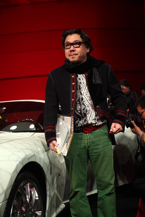 讲座预告:"民间的力量三十年系列"——卢昊的"一粒沙"