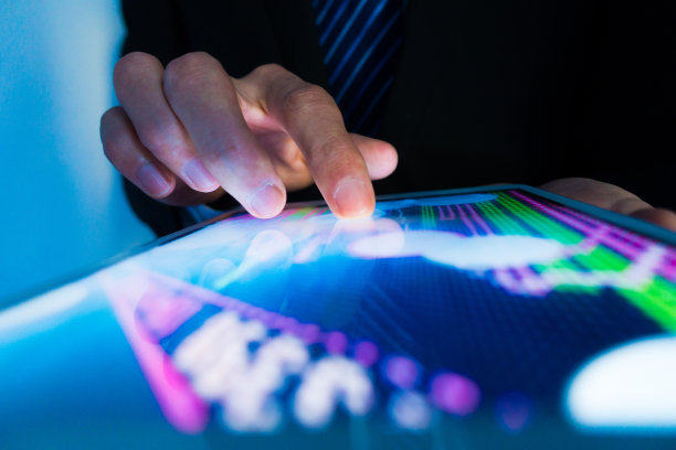 三市普涨有望催生历史大底?外资出动抢先布局这类龙头