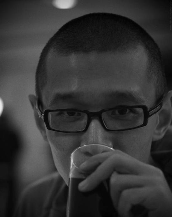 3个果粉的iPhone十年:手机已变成器官 离不开它