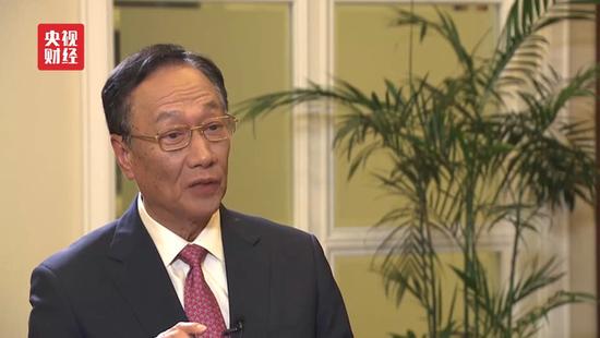 ��̨�������Ƶ�һϯ�� ������һҹû��˯��