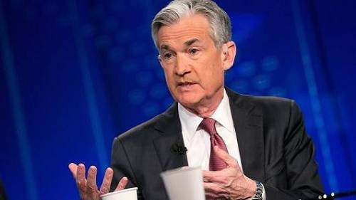 今年4月起，鲍威尔兼管金融监理业务，赞成松绑金融监管政策。曾任明尼亚波利地区联储银行总裁、参与货币决策的柯奇拉科塔说，鲍威尔符合特朗普的标准，很可能出线。