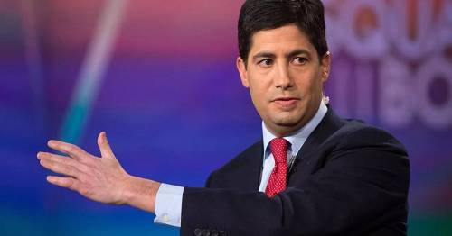 消息人士说，沃尔什的岳父是雅诗兰黛化妆品集团老板，也是特朗普好友，便一直向特朗普推荐自己的女婿。