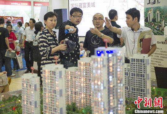 经济结构调整需化压力为动力 重压之下期待突围