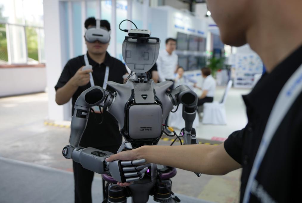 必一·运动(B-sports)：全球工业互联网大会见闻：千行百业激活“数智能量”