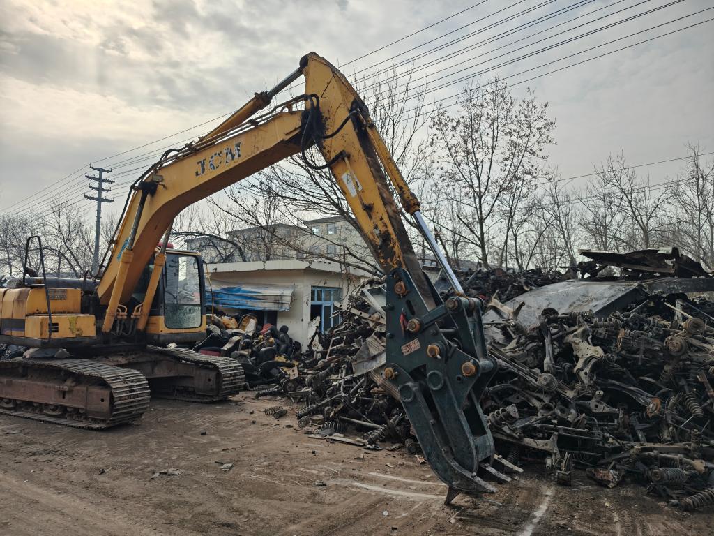 新华视点丨报废汽车拆解乱象追踪(图2)