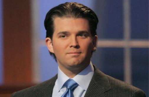 ���������ճ����ܶ������ĵ�������������֪һλ����˹���ٽ��������׵�ѡ���Ŷ��ṩ��������ͳ��ѡ��ϣ����ĺڲ��ϣ���Ϊ����˹�����ṩ֧�ֵ�һ���ݡ�