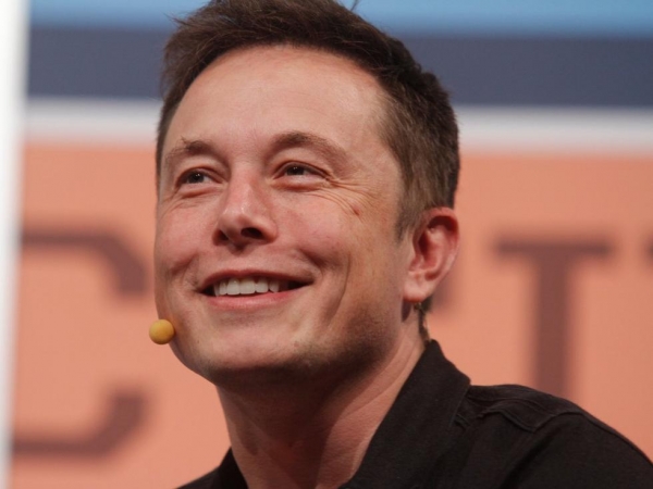 ��¡����˹�ˣ�Elon Musk����27�ꡣ