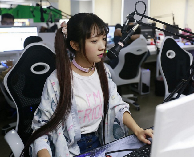 年收入千万元 你想做哪种网红赚钱?