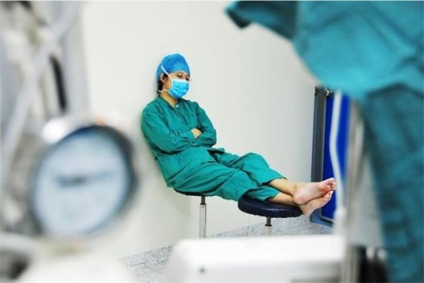 ��ͨ�˸�ð��ȥҽԺ����ʮ��Ǯ���Ʒѣ�����Ҫ�б������ϣ���ȡҽʦ�ʸ�ʵϰ1-3�꣬ȡ��ҽ�����ʵ��˲��ܿ�����