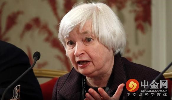 在同一天,美联储宣布将开始逐步解除其4.5万亿美元的美国国债和抵押贷款债券组成的投资组合,耶伦说,只要经济增长符合美联储的预期,这个项目可能就会继续下去。