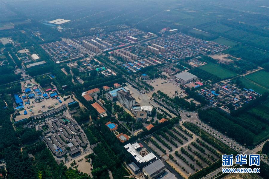 (新华全媒头条·走向我们的小康生活·图文互动)(1)我们村里的年轻人——贾家庄追求美好生活的“动力源泉”