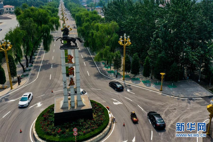 (新华全媒头条·走向我们的小康生活·图文互动)(9)我们村里的年轻人——贾家庄追求美好生活的“动力源泉”