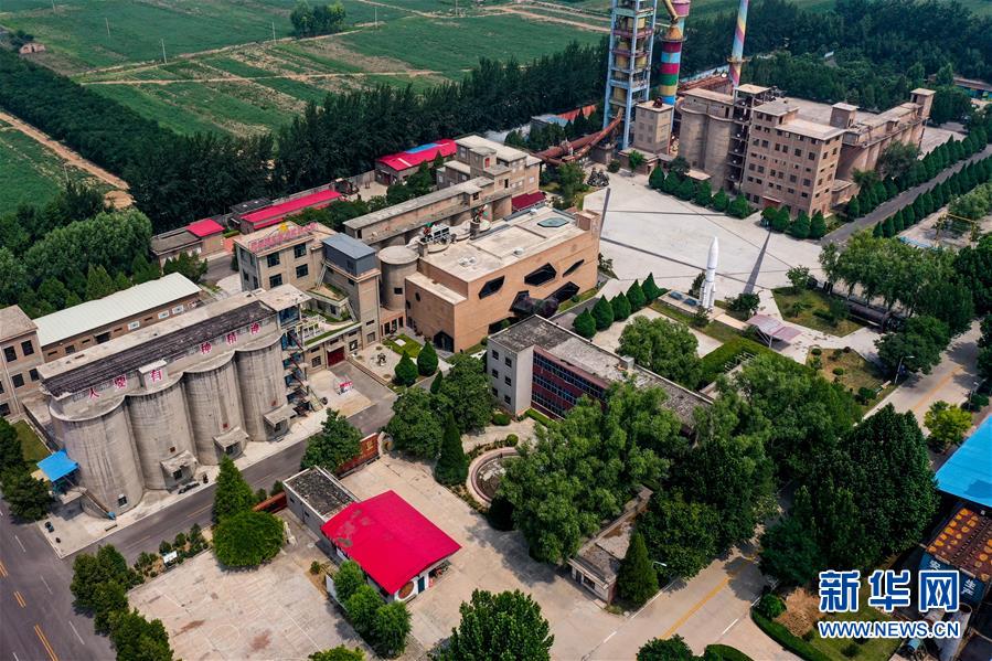 (新华全媒头条·走向我们的小康生活·图文互动)(7)我们村里的年轻人——贾家庄追求美好生活的“动力源泉”